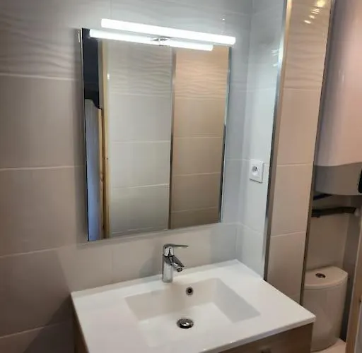 Cosy Proche Et Centre アパート *